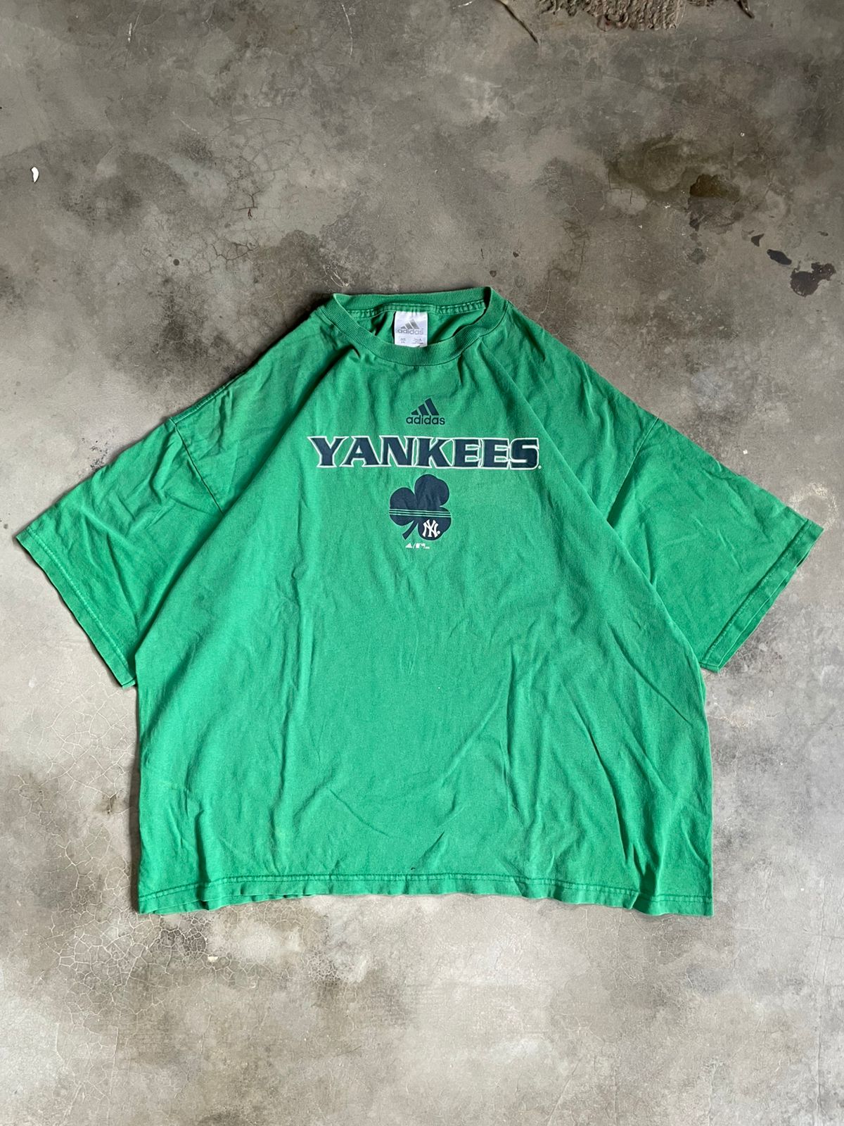 VINTAGE ADIDAS VERDE YANKEES-2XL