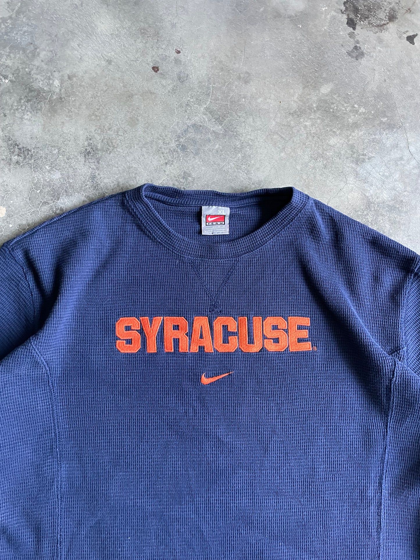 VINTAGE POLERA MANGA LARGA NIKE-L
