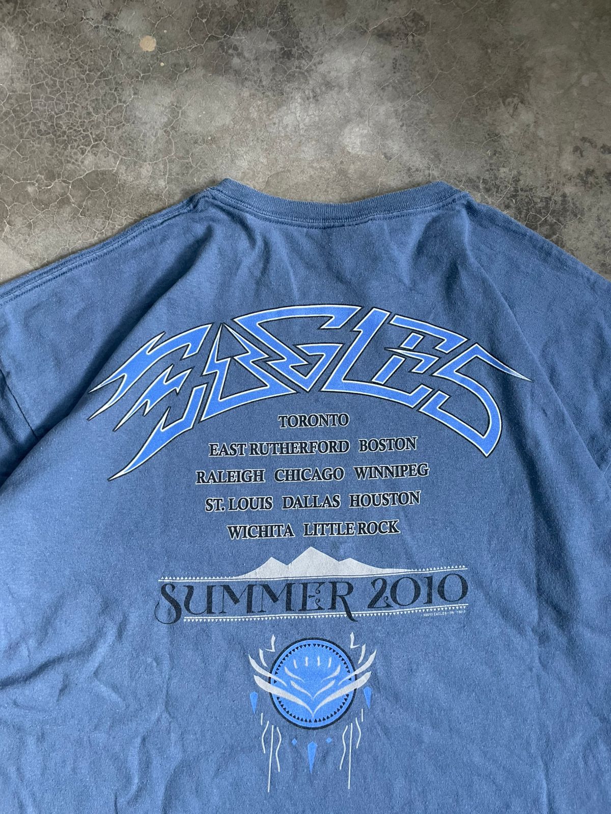 VINTAGE POLERA EAGLES TOUR 2010- L