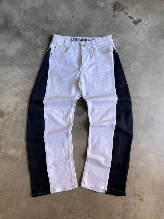 VINTAGE JEAN BLANCO CON NEGRO-