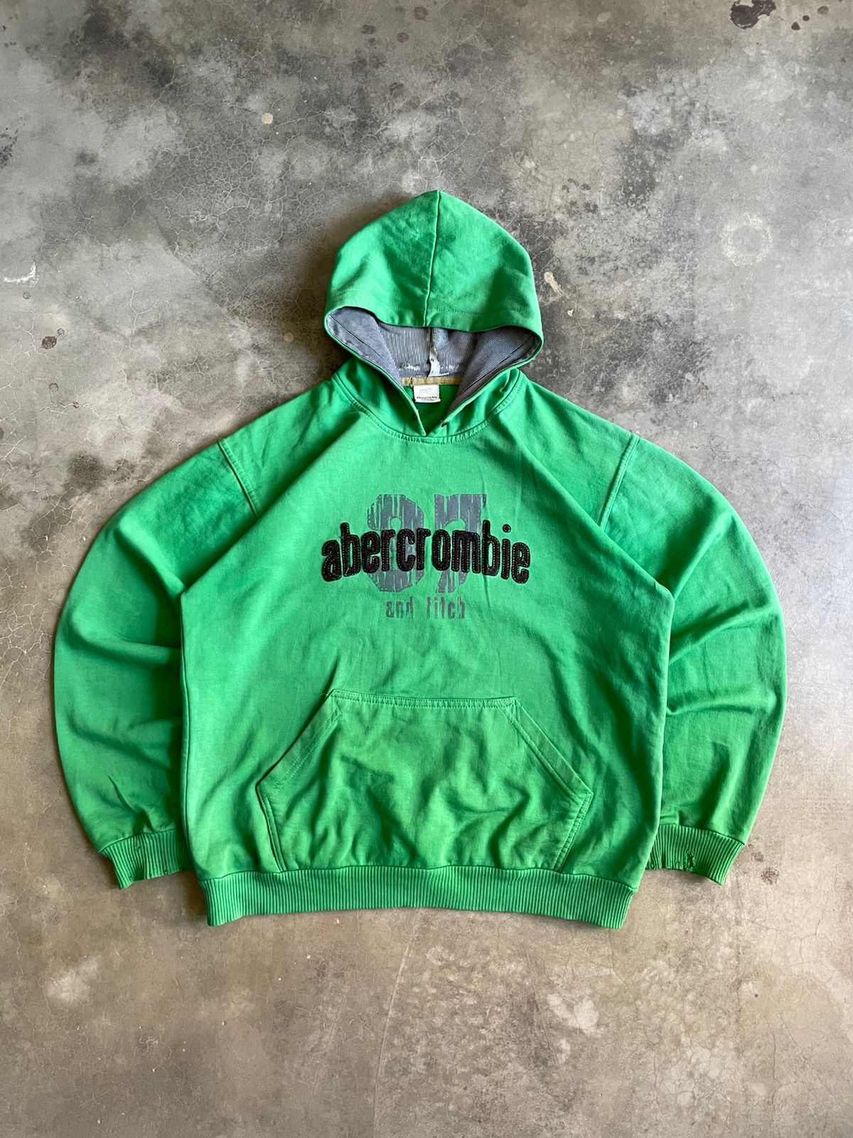 VINTAGE ABERCROMBIE HOODIE - M