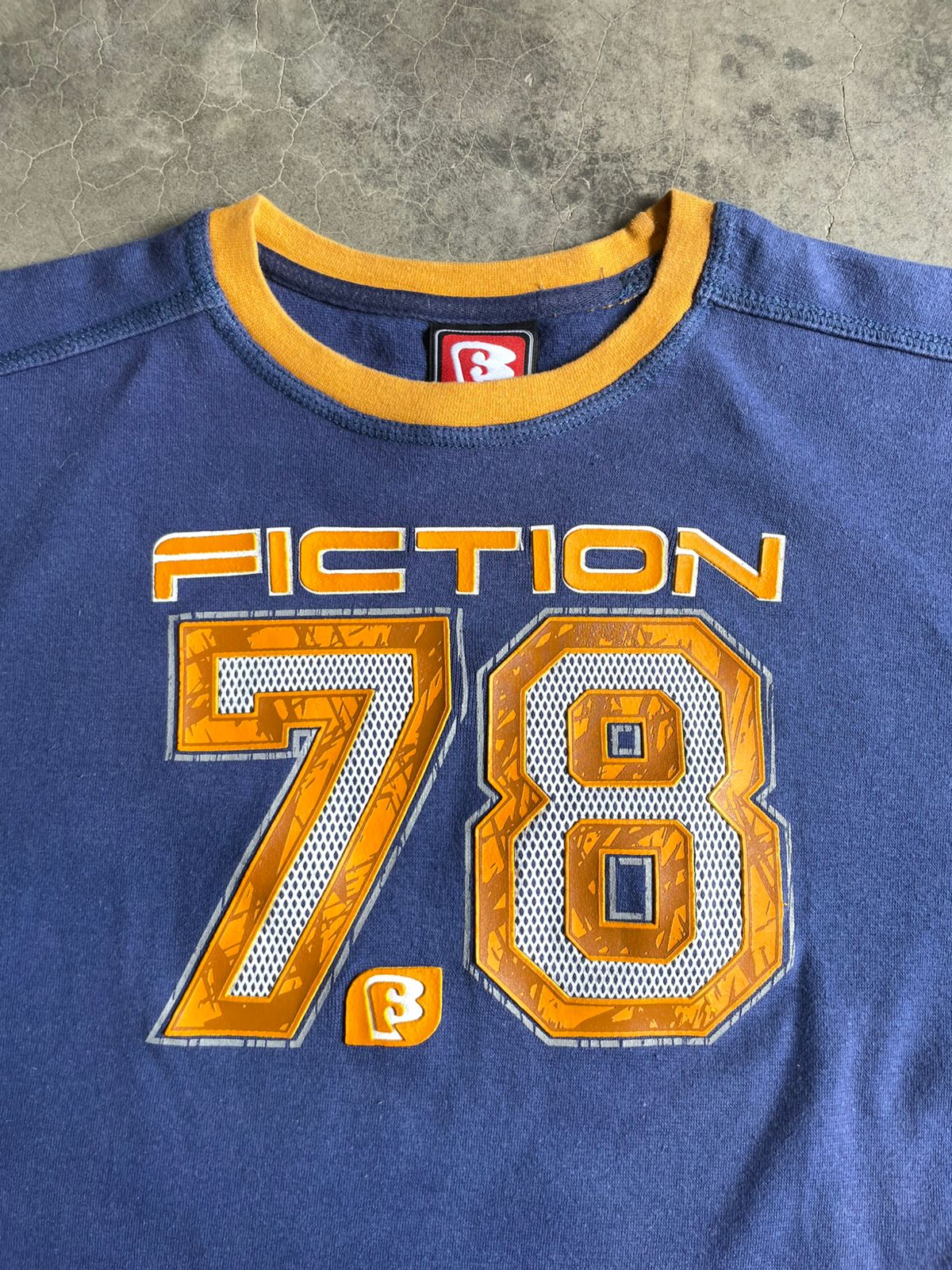 VINTAGE POLERA FICTION 7.8-M
