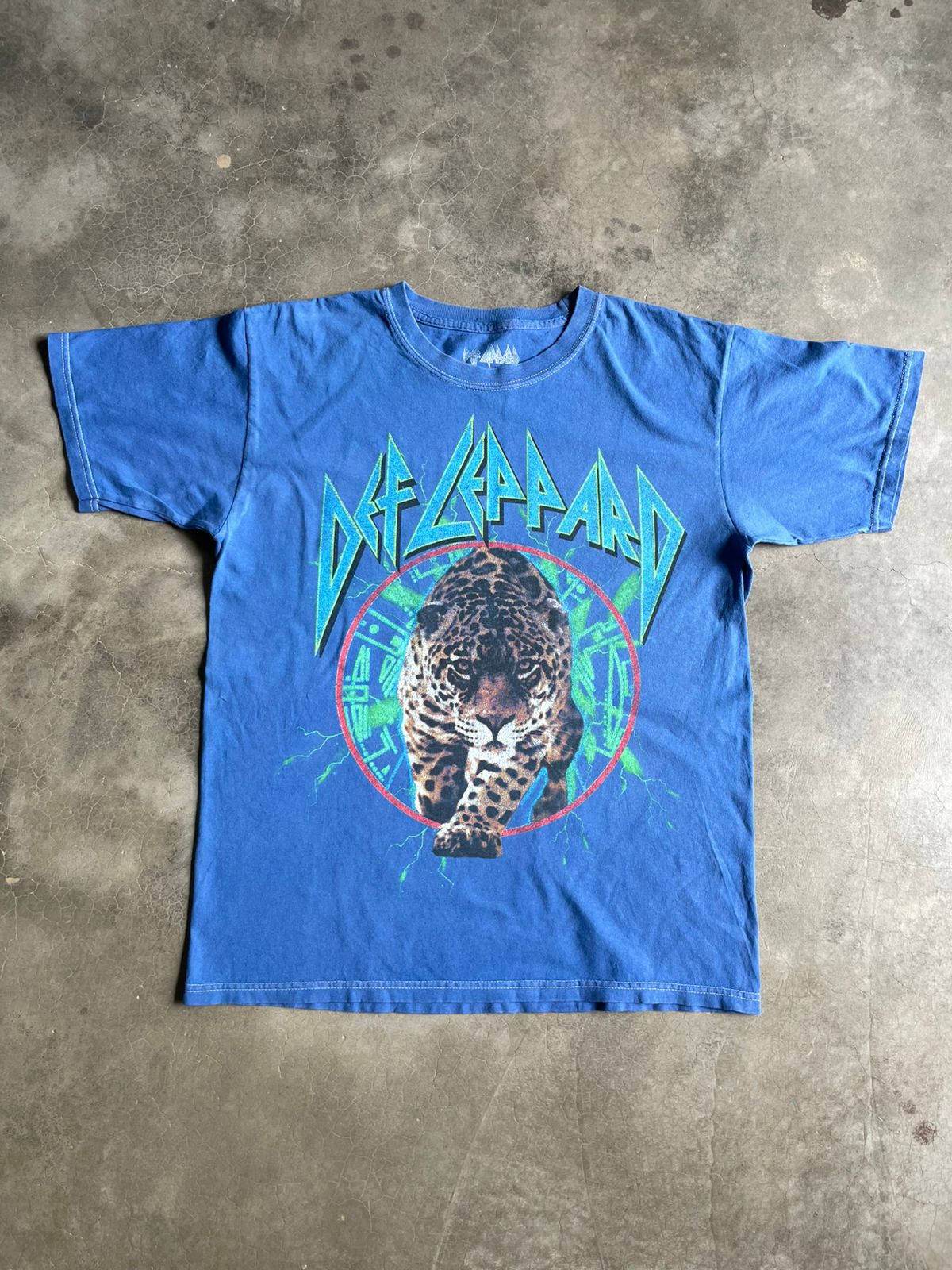 VINTAGE POLERA DEF LEPPARD-M