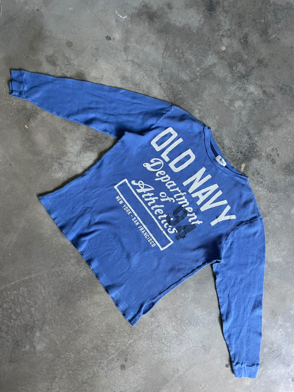VINTAGE POLERA MANGA LARGA OLD NAVY-S