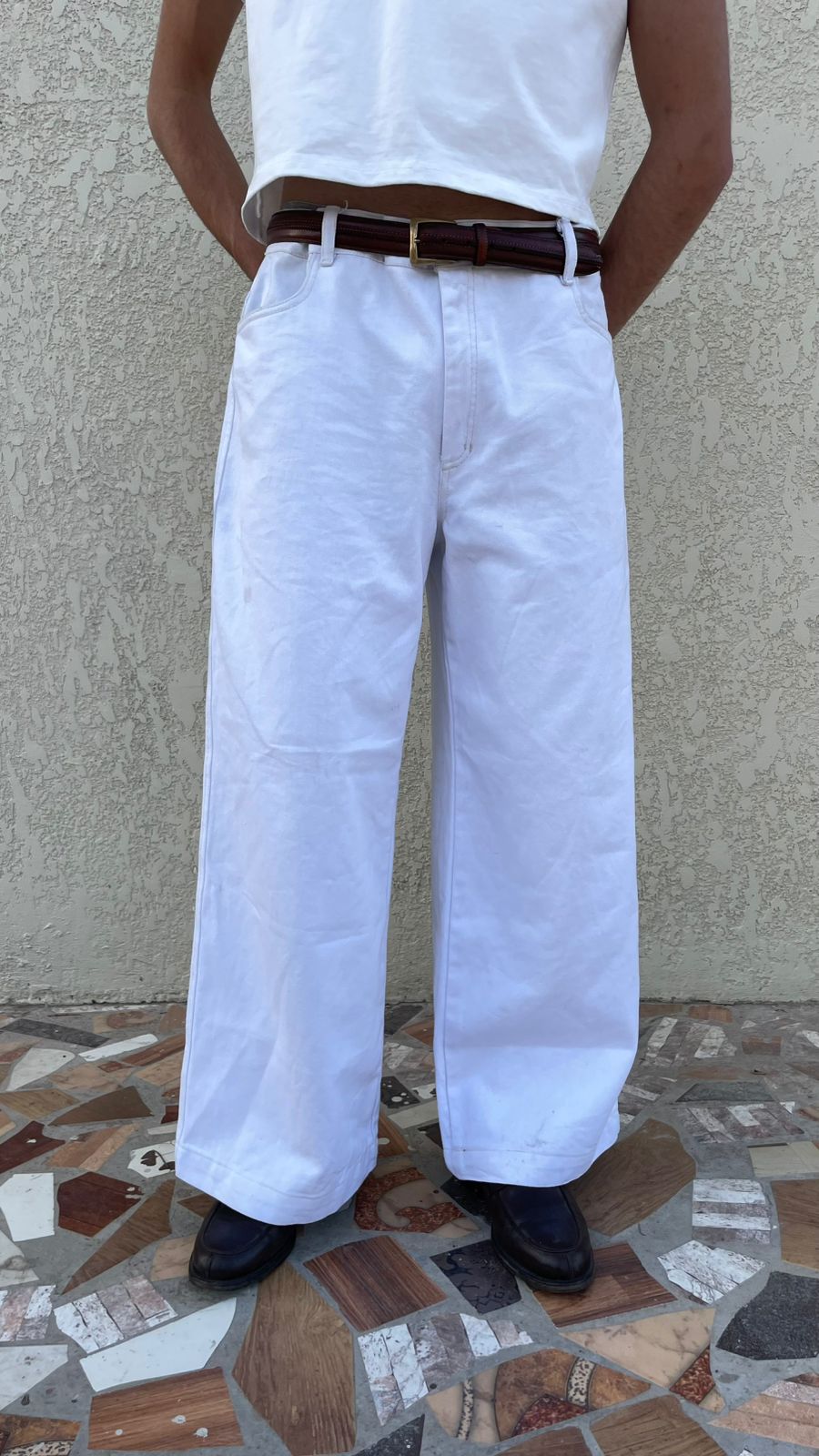 WHITE JEANS SEVENFOLD