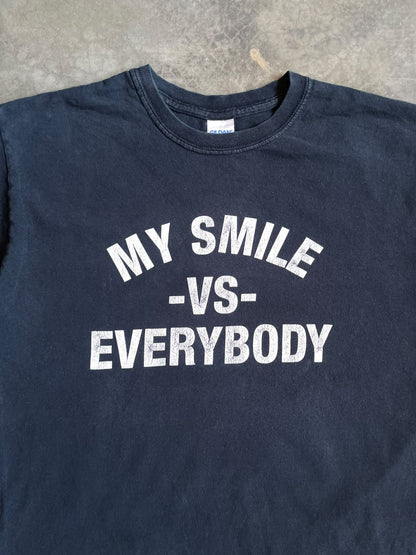VINTAGE MY SMILE VS EVERYBODY POLERA-M